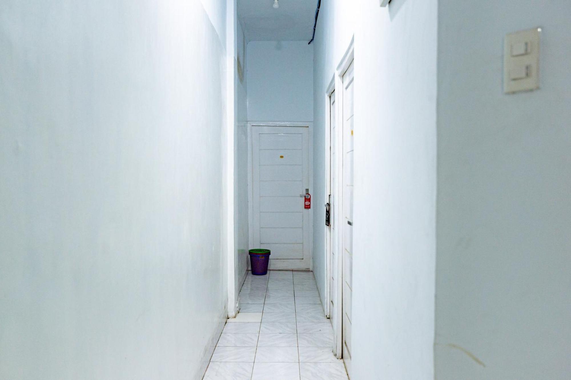 Reddoorz Near Rsud Dr Pringadi Medan 3 Otel Dış mekan fotoğraf